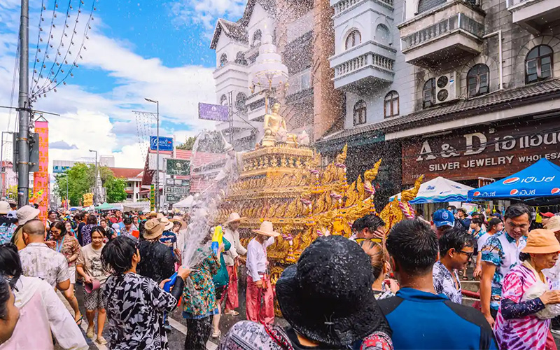 Songkran Festivali 2026 Sevincini Kutluyoruz – Bokang Titanium'dan Sıcak Dilekler